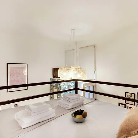 Cosy In The Heart Of Paris